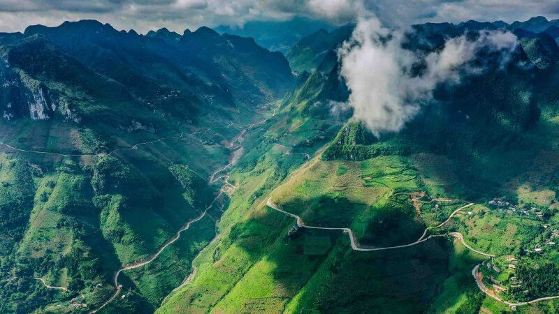 Ma Pi Leng Pass
